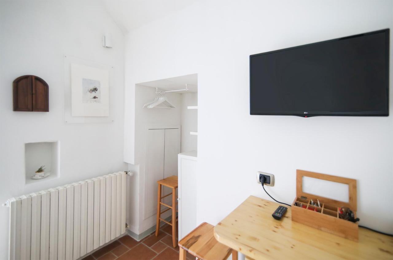 Little Room - Camera Indipendente Nella Torre Pontassieve Extérieur photo